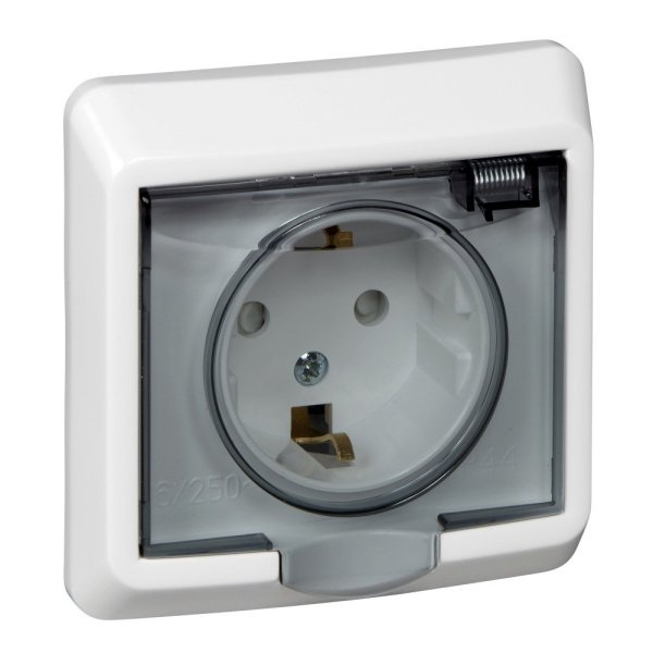 Фото Этюд розетка 1-местная, в сборе, с заземлением со шторками с крышкой, скрытой установки, IP44, белый (PC16-044B)